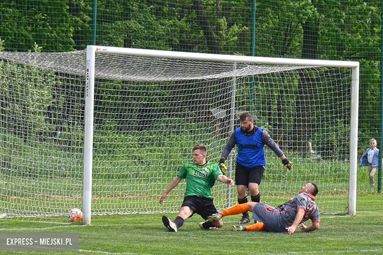 Mechanik II Brzezina - Orzeł Bukówek