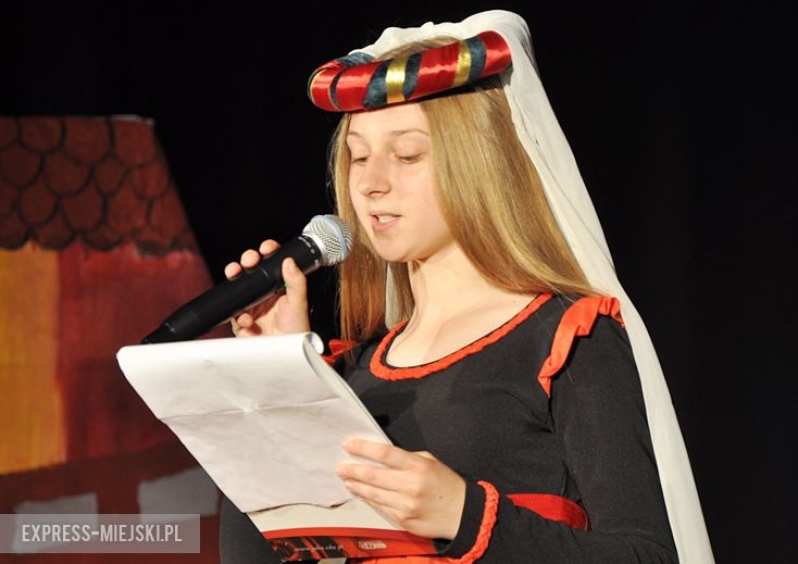 Przedstawienie teatralne w średzkim domu kultury