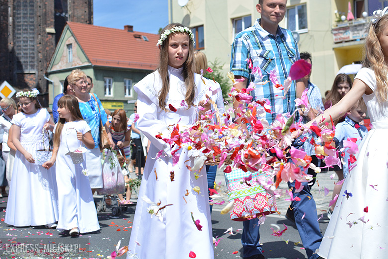 Procesja Bożego Ciała w Środzie Śląskiej