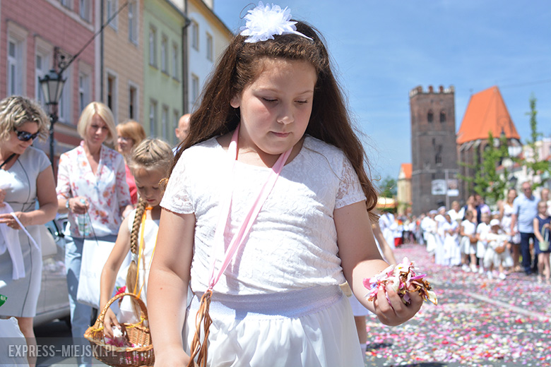 Procesja Bożego Ciała w Środzie Śląskiej