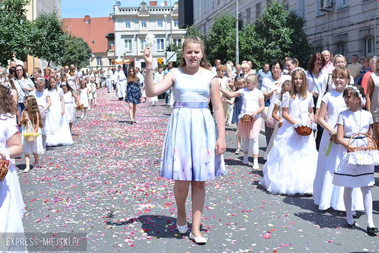 Procesja Bożego Ciała w Środzie Śląskiej