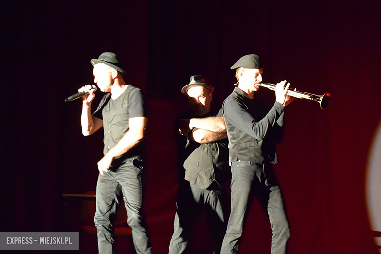 Występ kabaretu Ani Mru-Mru w Środzie Śląskiej