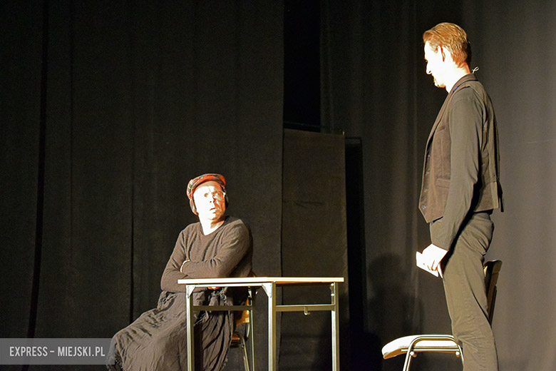 Występ kabaretu Ani Mru-Mru w Środzie Śląskiej