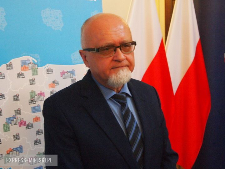 Konferencja w Dolnośląskim Urzędzie Wojewódzkiem w sprawie sieci szpitali