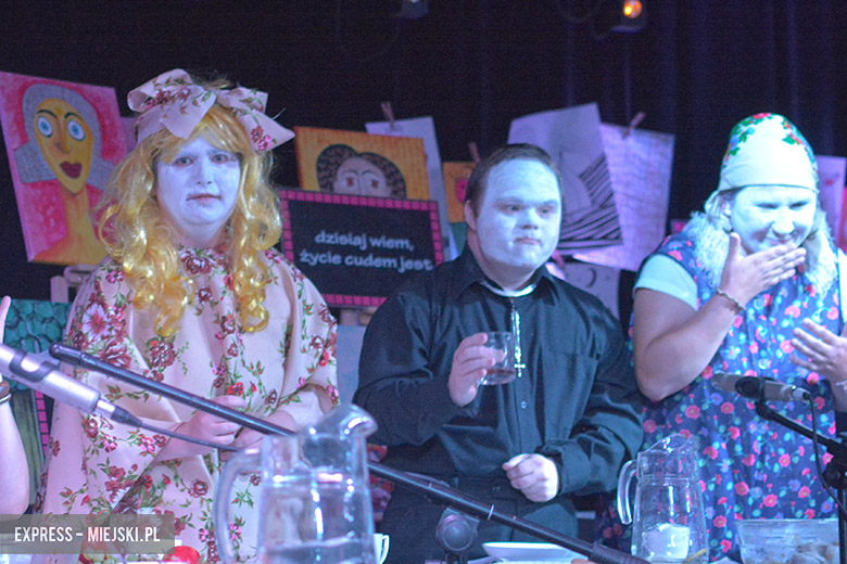 Spektakl uczestników warsztatów Ostoi