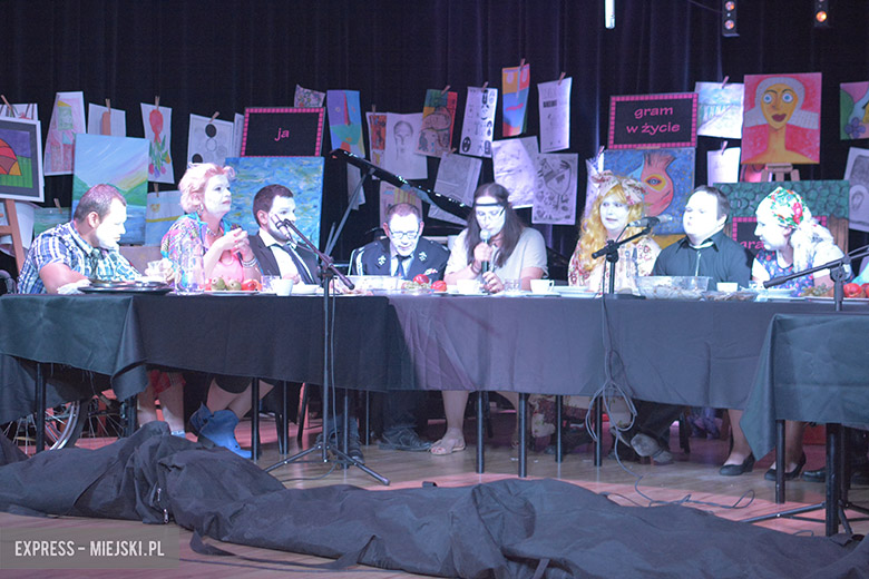 Spektakl uczestników warsztatów Ostoi