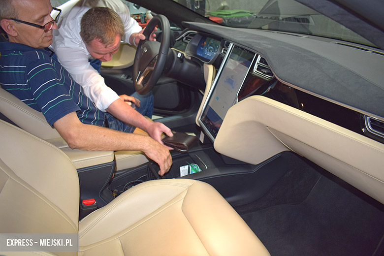 Prezentacja Tesli w Ciechowie