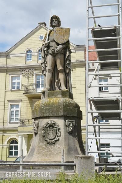 Renowacja pomnika Rolanda