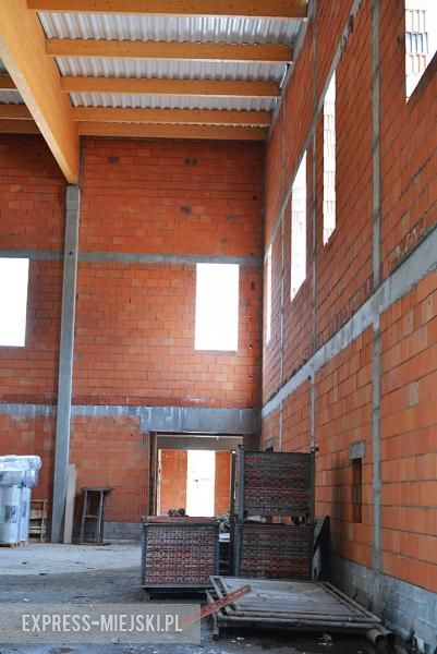 Budowa nowej szkoły w Lutyni