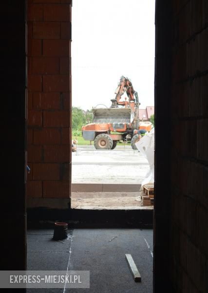 Budowa nowej szkoły w Lutyni