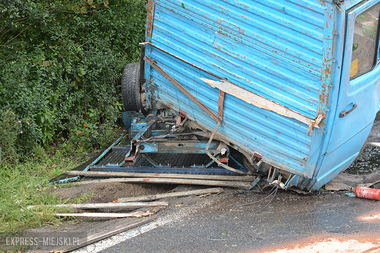 Kolizja na drodze wojewódzkiej