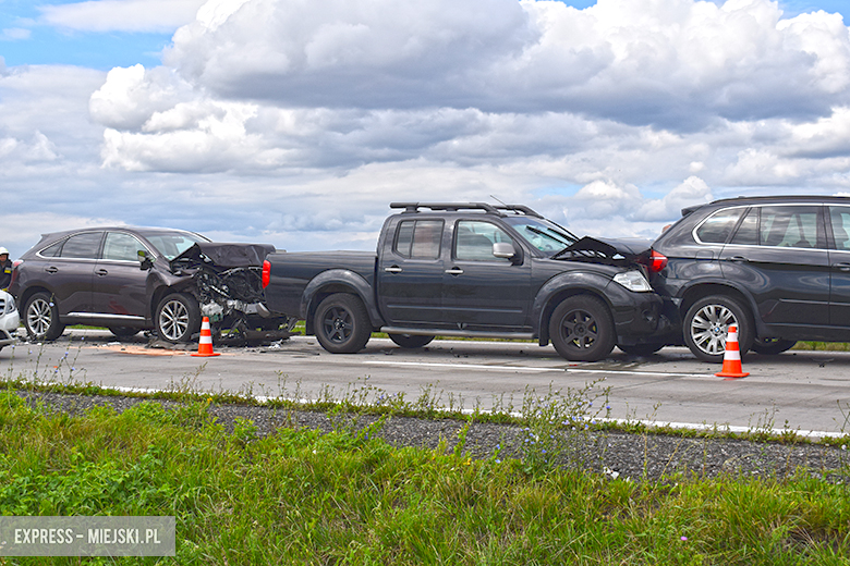 Kolizja na autostradzie A4 pomiędzy Kostomłotami a Kątami Wrocławskimi