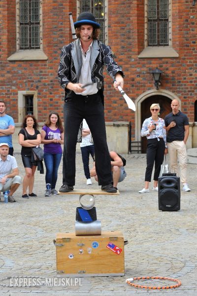 XXI Międzynarodowy Festiwal Sztuki Ulicznej BuskerBus