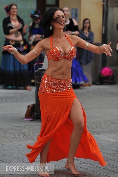 XXI Międzynarodowy Festiwal Sztuki Ulicznej BuskerBus