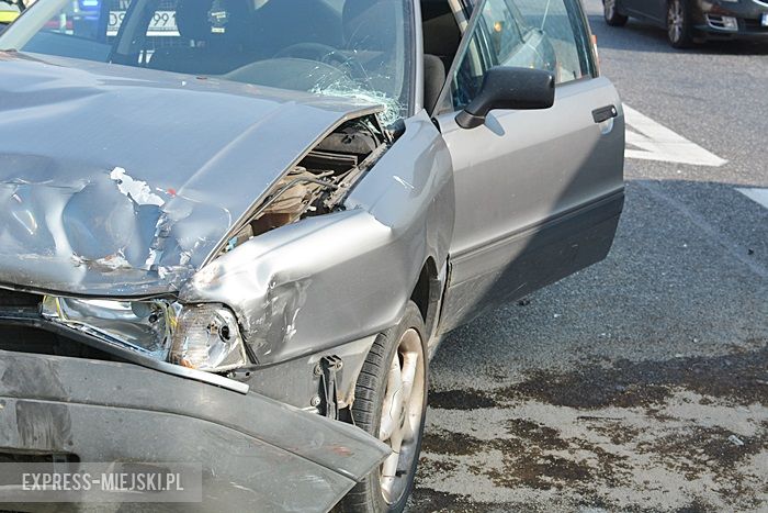 Kolizja na DK 94 koło Wilczkowa