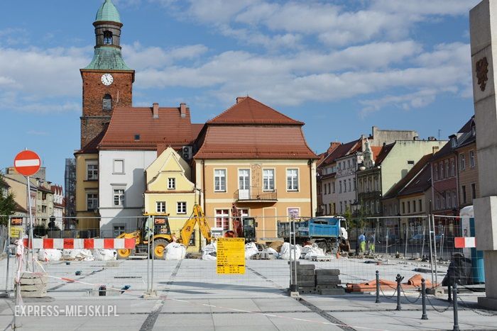 Trwa przebudowa rynku dolnego w Środzie Śląskiej