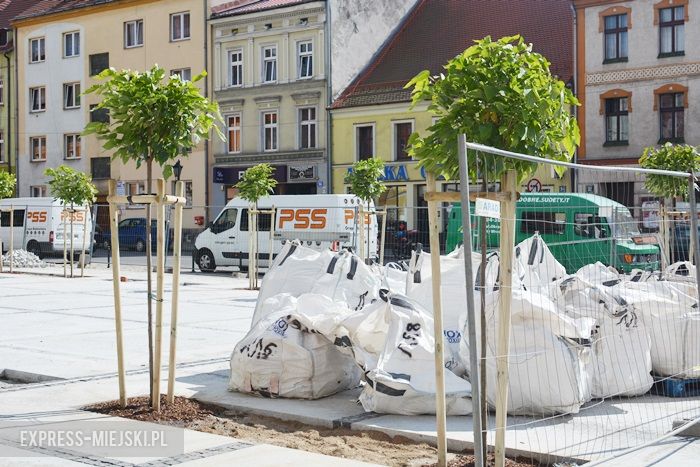 Trwa przebudowa rynku dolnego w Środzie Śląskiej