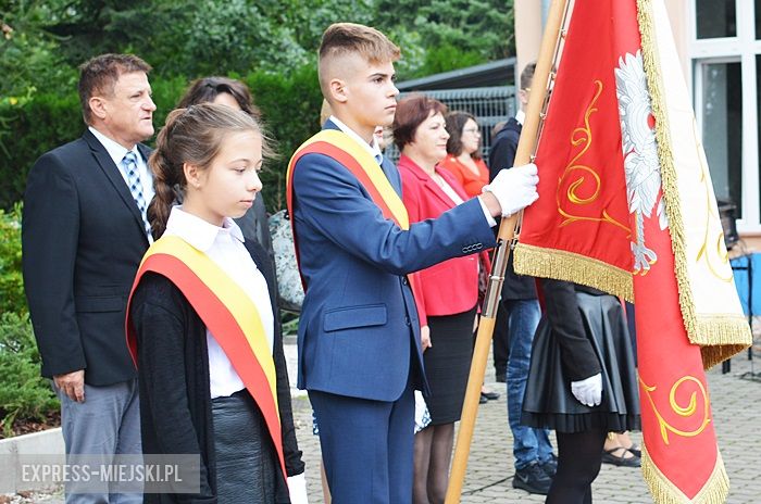 Rozpoczęcie roku szkolnego w szkole podstawowej