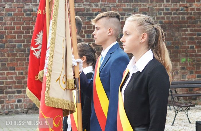 Rozpoczęcie roku szkolnego w szkole podstawowej