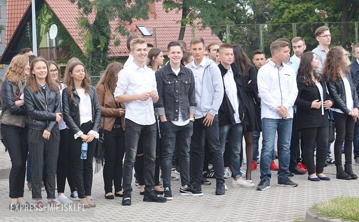 Rozpoczęcie roku w średzkim ogólniaku