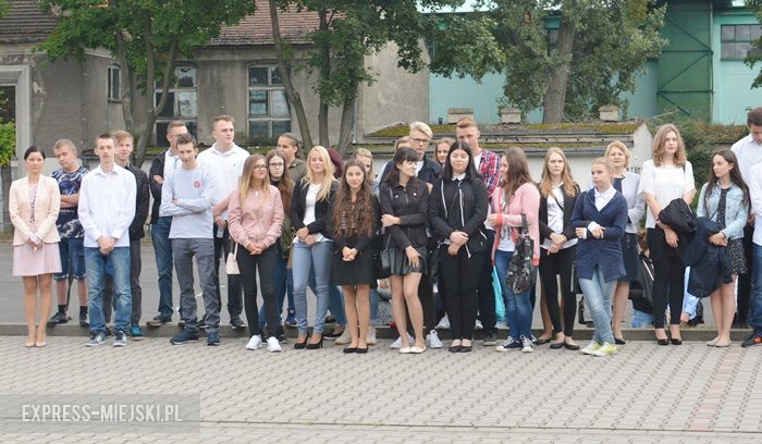 Rozpoczęcie roku w średzkim ogólniaku