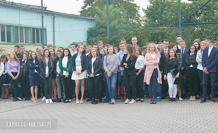 Rozpoczęcie roku w średzkim ogólniaku