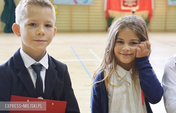 Rozpoczęcie roku szkolnego w szkole podstawowej w Środzie Śląskiej