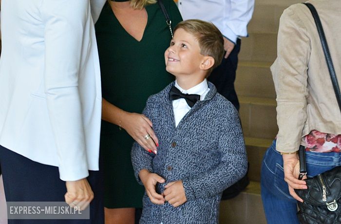 Rozpoczęcie roku szkolnego w szkole podstawowej w Środzie Śląskiej