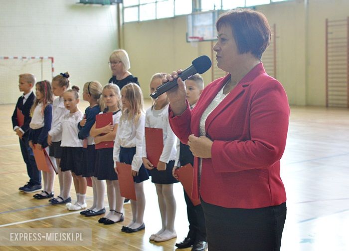 Rozpoczęcie roku szkolnego w szkole podstawowej w Środzie Śląskiej