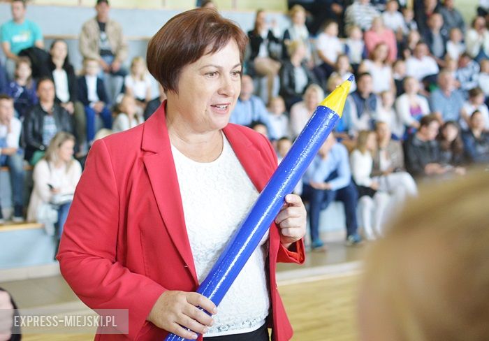 Rozpoczęcie roku szkolnego w szkole podstawowej w Środzie Śląskiej