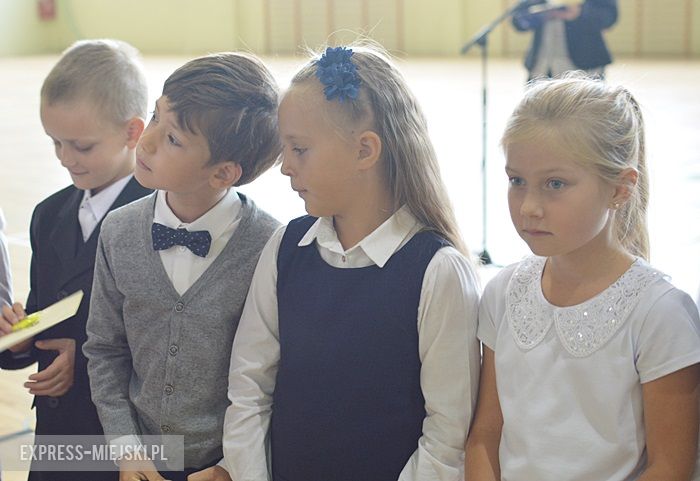 Rozpoczęcie roku szkolnego w szkole podstawowej w Środzie Śląskiej