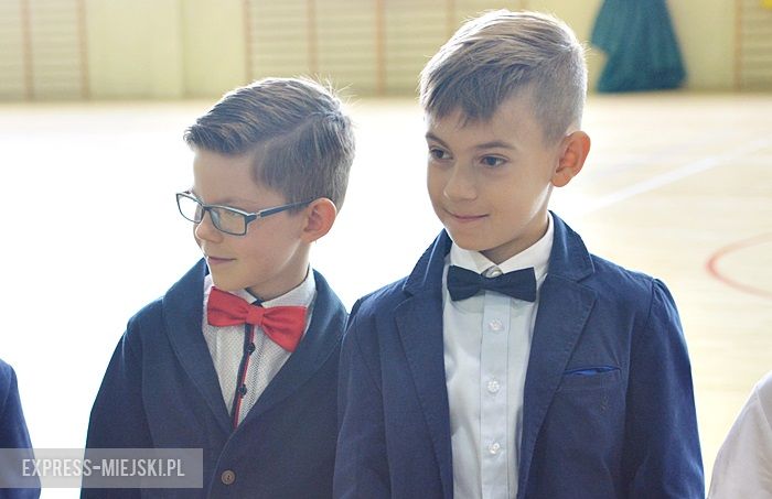 Rozpoczęcie roku szkolnego w szkole podstawowej w Środzie Śląskiej