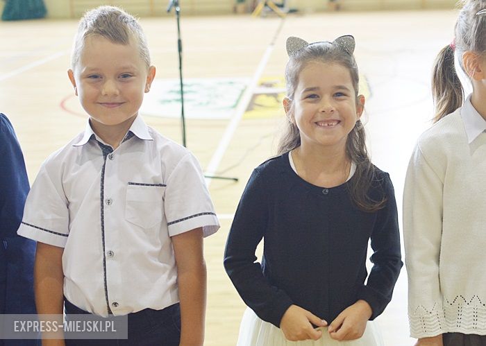 Rozpoczęcie roku szkolnego w szkole podstawowej w Środzie Śląskiej