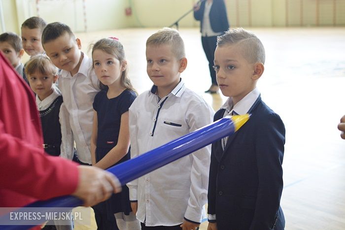 Rozpoczęcie roku szkolnego w szkole podstawowej w Środzie Śląskiej