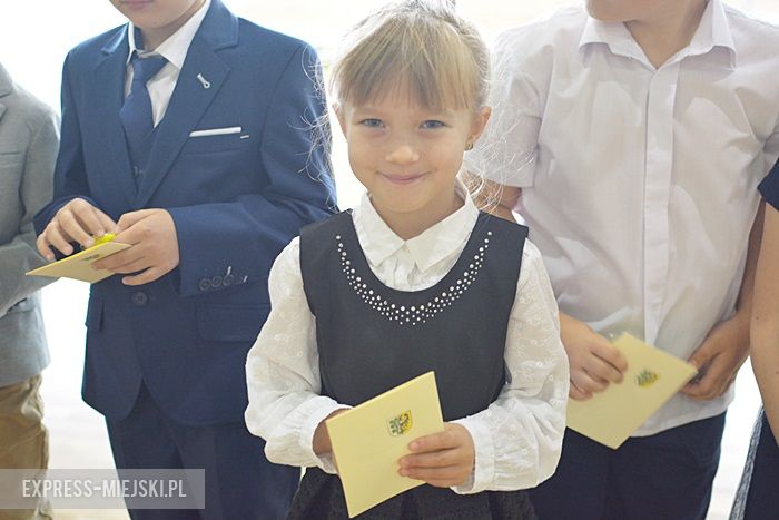 Rozpoczęcie roku szkolnego w szkole podstawowej w Środzie Śląskiej
