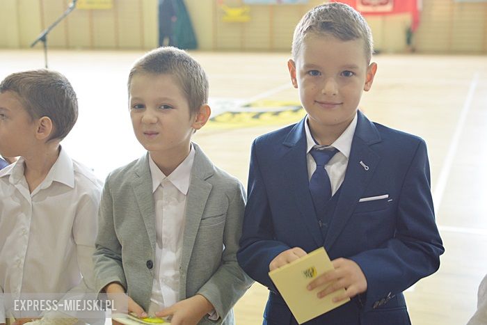 Rozpoczęcie roku szkolnego w szkole podstawowej w Środzie Śląskiej
