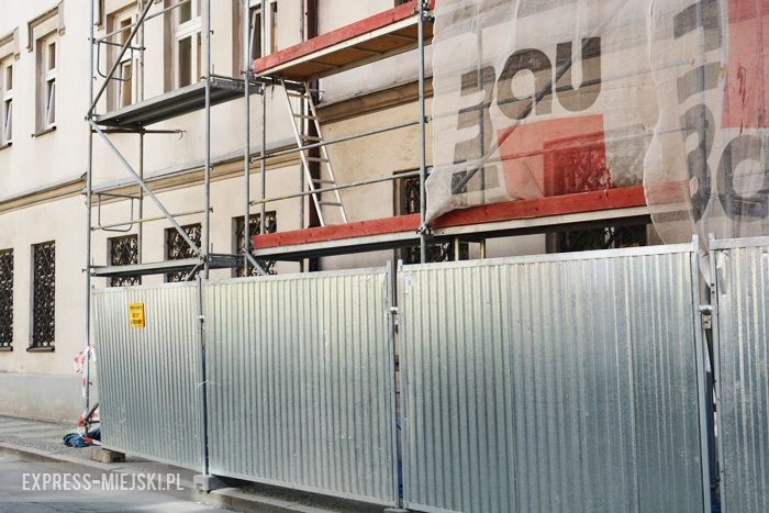 Ruszyły prace remontowe przy ratuszu