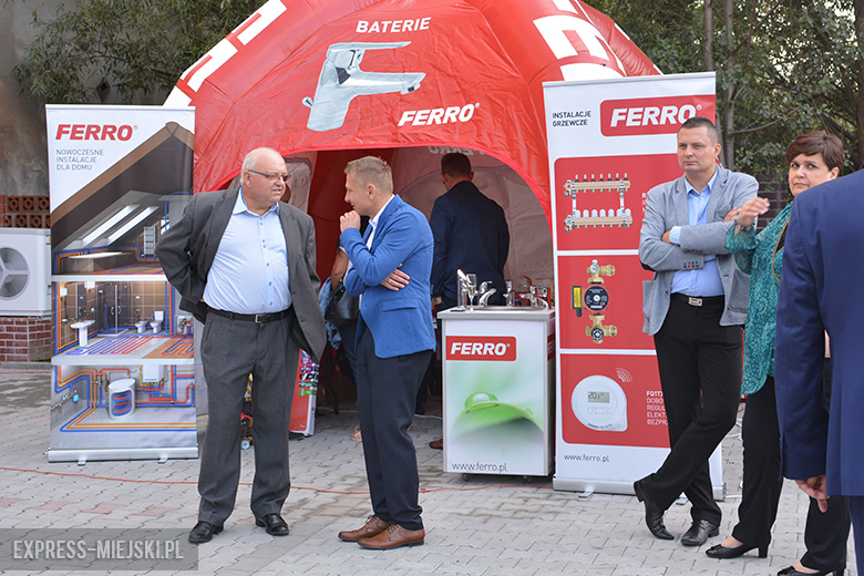 Wielkie otwarcie w Komornikach