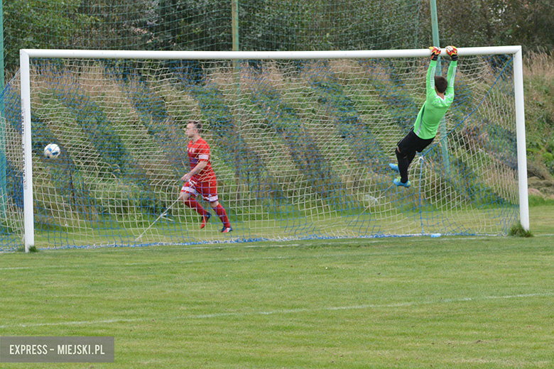 Pogoń Jastrzębce - Orzeł Bukówek 2:2