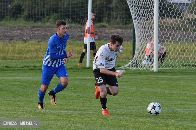 Czarni Białków-MLKS Polonia Środa Śląska