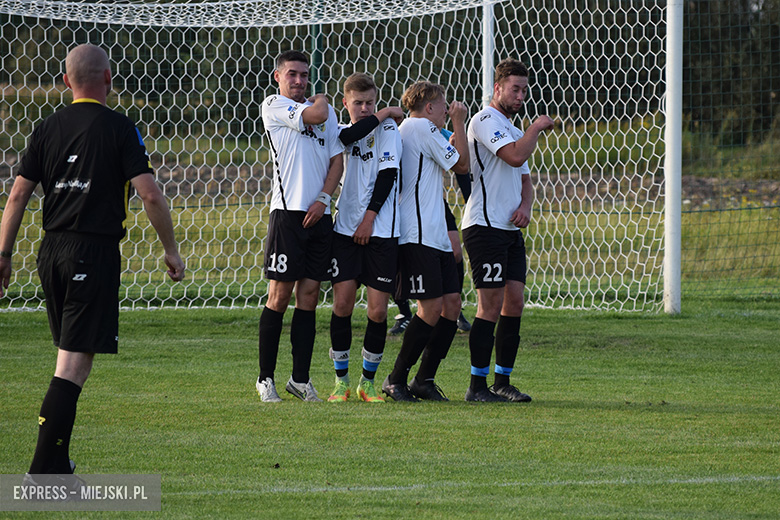 Czarni Białków-MLKS Polonia Środa Śląska