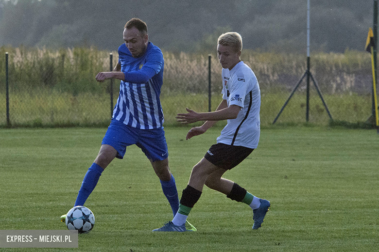 Czarni Białków-MLKS Polonia Środa Śląska