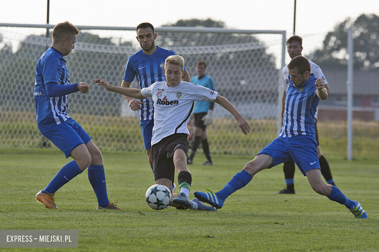 Czarni Białków-MLKS Polonia Środa Śląska