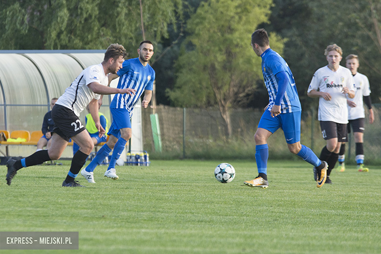 Czarni Białków-MLKS Polonia Środa Śląska