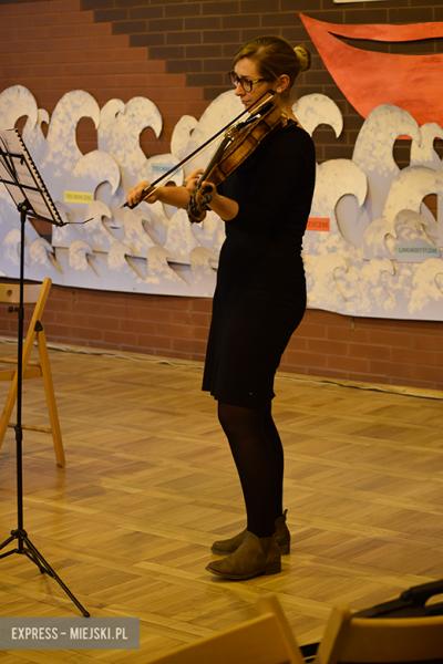 Występy dzieci w szkole podstawowej