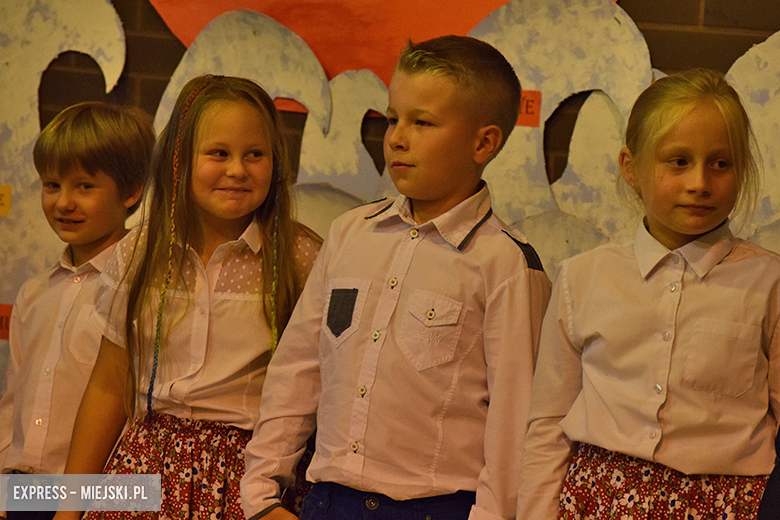 Występy dzieci w szkole podstawowej