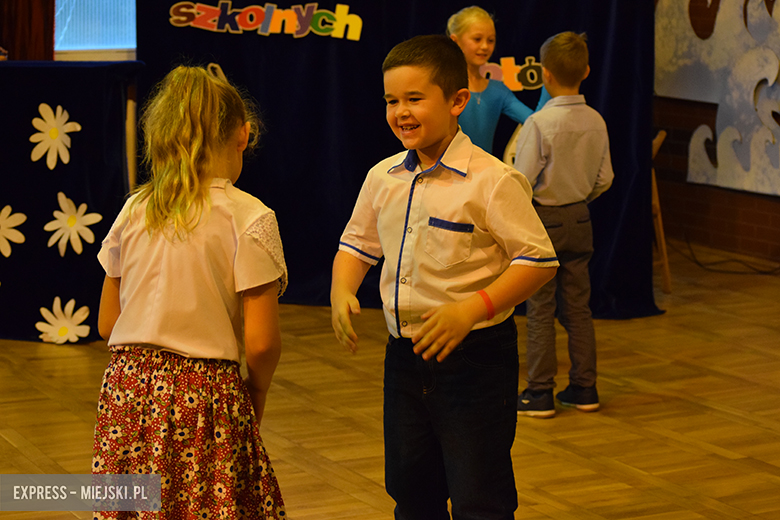 Występy dzieci w szkole podstawowej