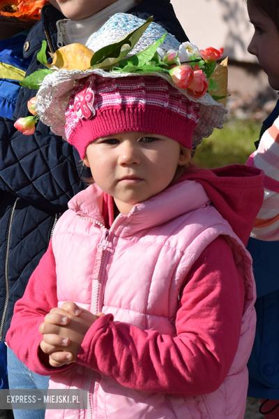 Dzieci witają jesień