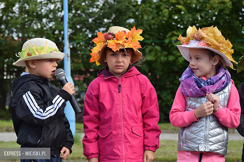 Dzieci witają jesień