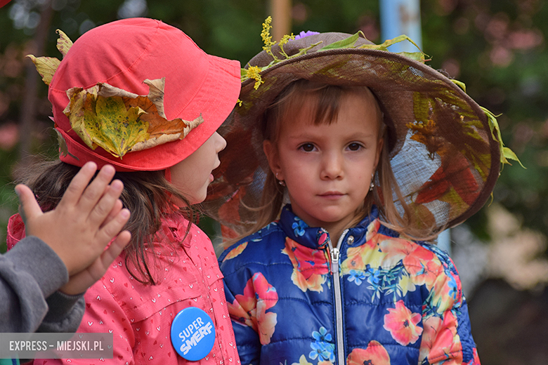 Dzieci witają jesień